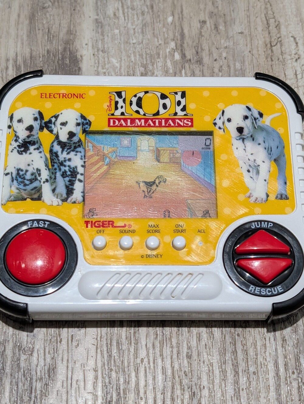 Disney 101 Dalmatians Handheld Game